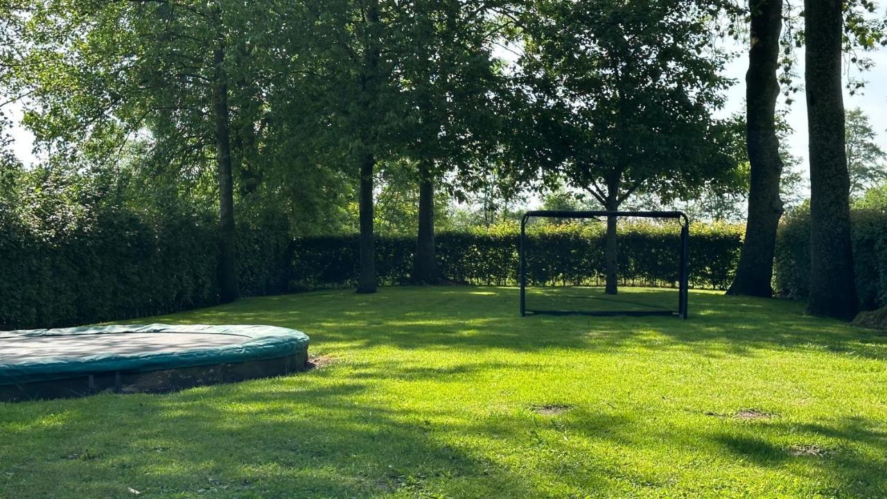 Bedandbreakfastrouveen Exterior foto